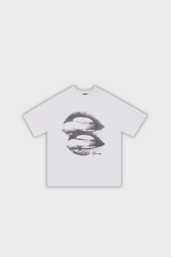 T Shirt With Lips Print